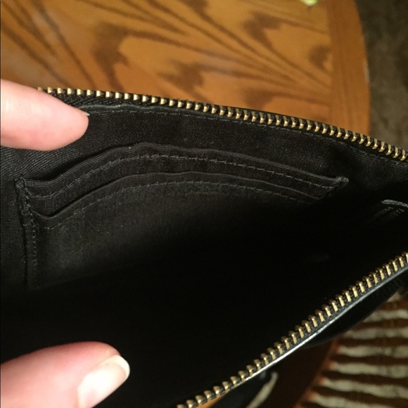 Coach wristlet - Picture 2 of 4